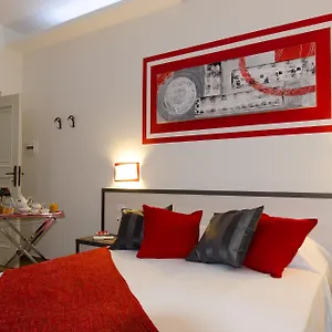 2* Konukevi Gemme Di Accomodation