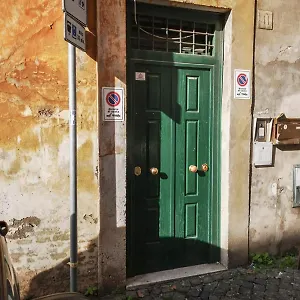 Flatinrome Trastevere Deluxe - Patio Guest house